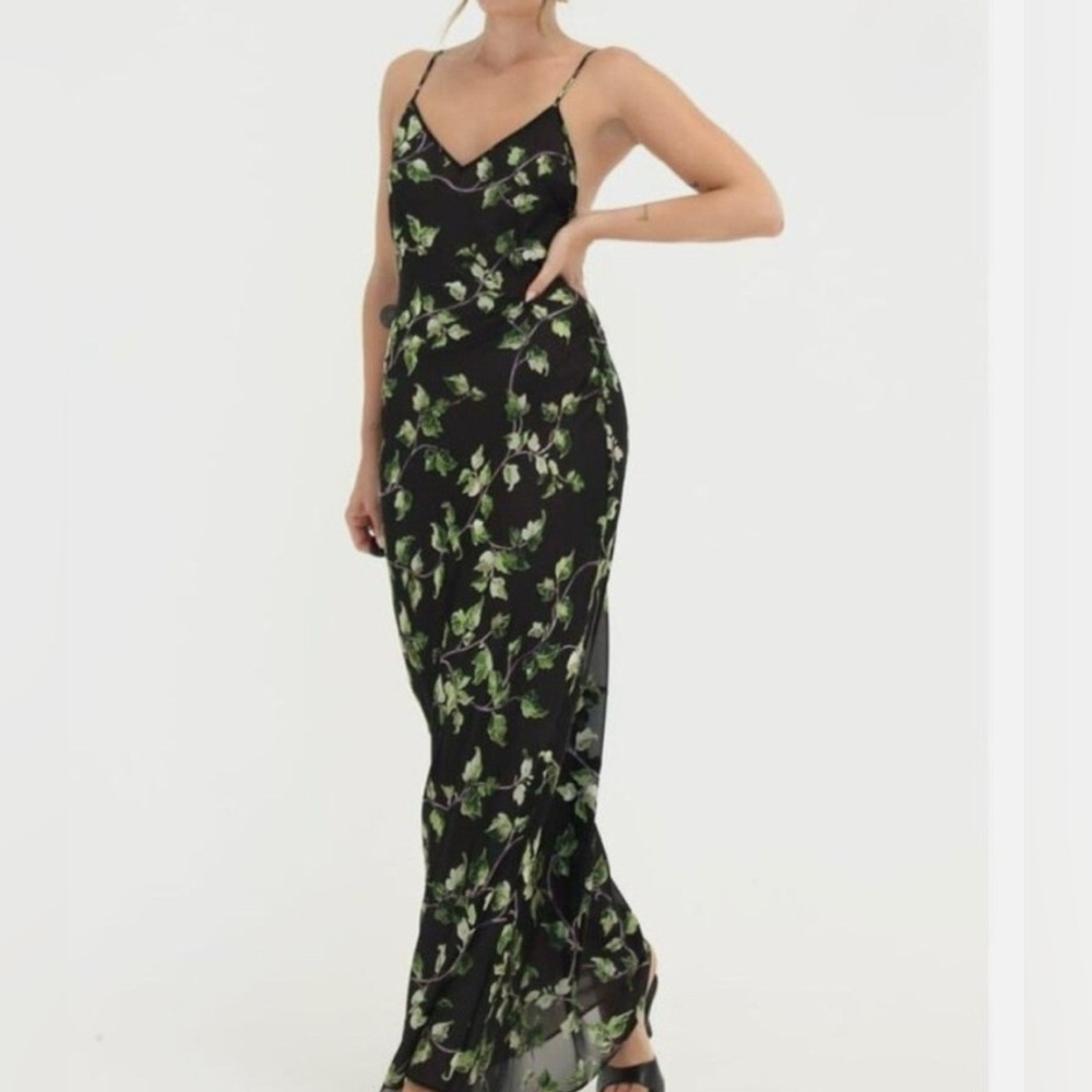 NEW Rumored Low Tide Black Floral V-Neck Maxi Dress in Envy Women's Small